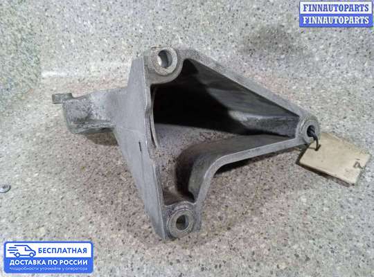 Кронштейн ДВС (лапа) на Audi A6 (C4)