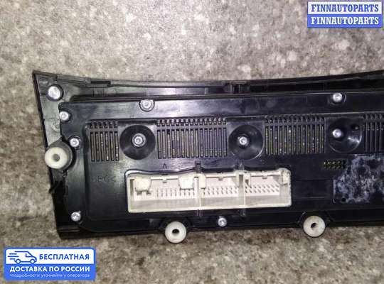 Блок управления печкой на Volkswagen Passat B6 (3C)