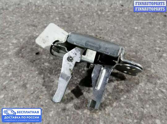 Замок багажника на Toyota Vitz P1
