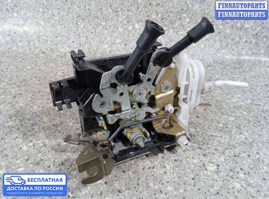 Замок боковой двери на Audi A6 (C4)