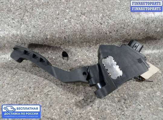 Педальный узел (педаль) на Toyota Yaris P9