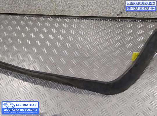 Молдинг на Audi 100 (44Q, C3)