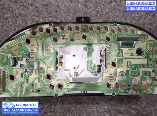 Щиток приборов на Renault Megane I