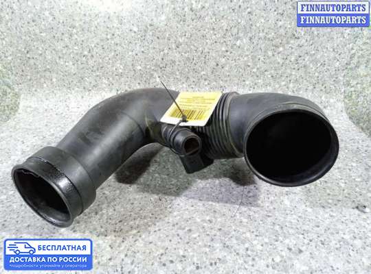 Патрубок (трубка, шланг) на Mercedes-Benz C (W203)