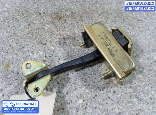 Ограничитель двери на Chrysler Voyager IV (RG)