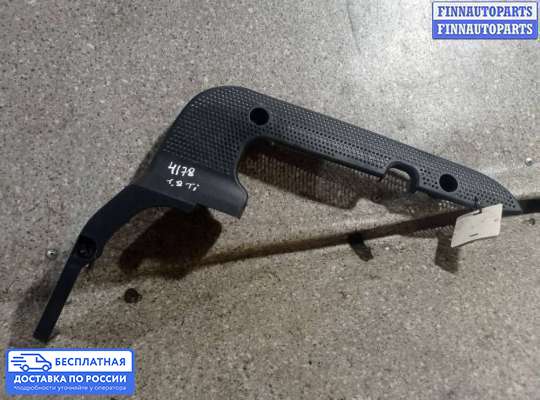 Крышка ДВС (декоративная) на Volkswagen Bora (1J2)