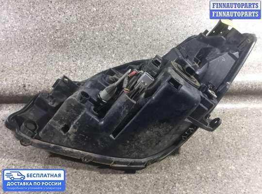 Фара передняя на Toyota Yaris P13