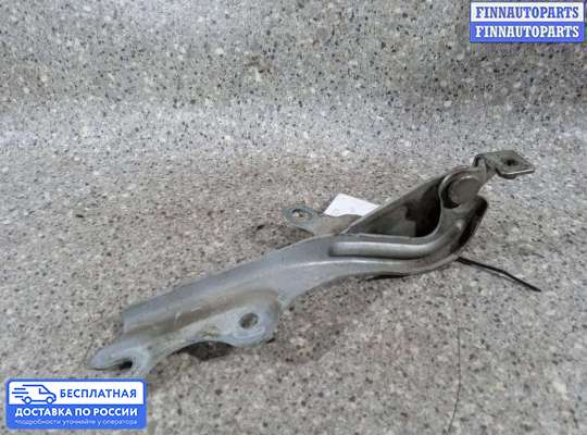 Петля капота на Mazda Premacy