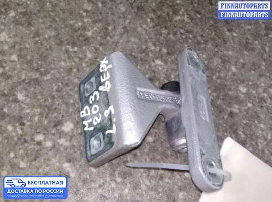 Петля двери на Mercedes-Benz C (W203)