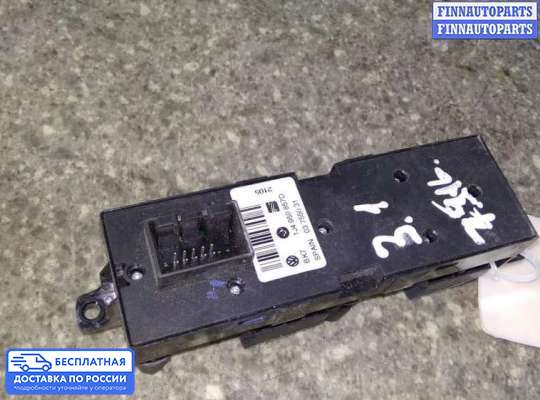 Блок управления стеклоподъёмниками на Volkswagen Golf IV (1J)