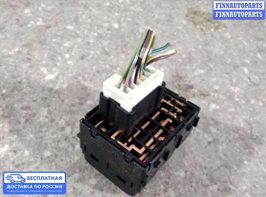 Кнопки на Nissan Note (E11)