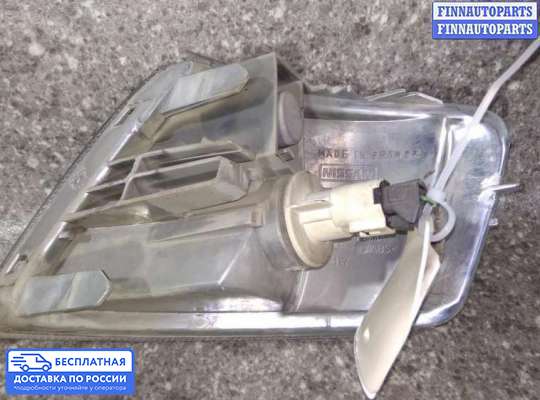 Поворотник передний на Nissan Primera (P11)