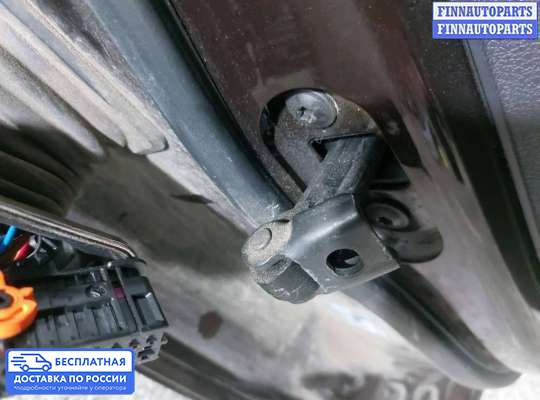 Ограничитель двери на Skoda Superb II (3T)