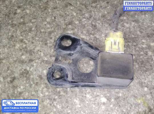 Датчик удара (Airbag) на Toyota Yaris P1