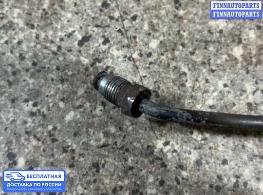 Патрубок (трубка, шланг) на Mercedes-Benz S (W126)