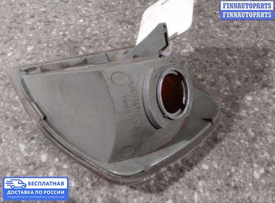 Поворотник передний на Peugeot 405