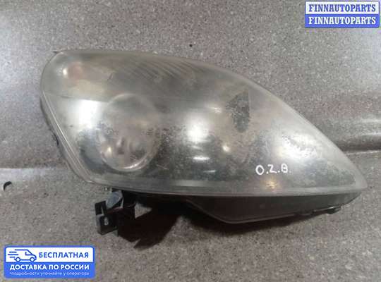 Фара передняя на Opel Zafira B