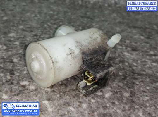 Моторчик (насос) омывателя на Honda Civic VI (EJ, EK, EM1)