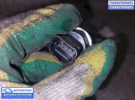 Рампа (рейка) топливная на Peugeot 307