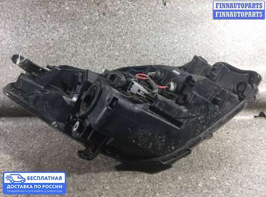 Фара передняя на Toyota Yaris P13