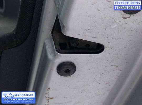 Замок боковой двери на Skoda Fabia II (5J)