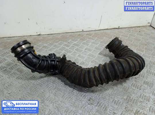 Патрубок (трубка, шланг) на Nissan Primastar