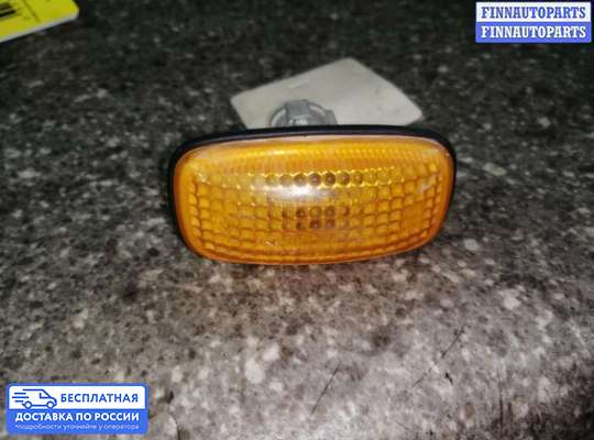 Повторитель поворота в крыло на Nissan Maxima QX II (A32)