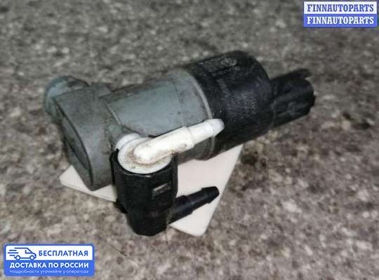 Моторчик (насос) омывателя на Nissan Tino V10