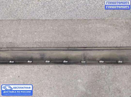 Молдинг на Volkswagen Touareg I (7L)