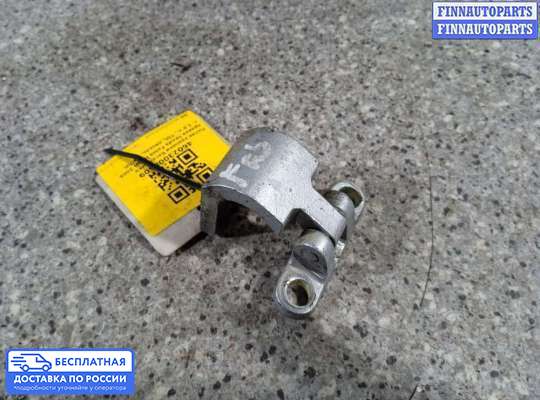 Петля крышки багажника на Skoda Roomster (5J)