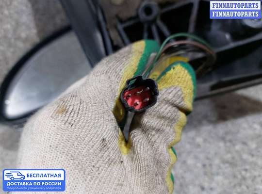 Зеркало боковое на Ford Focus I