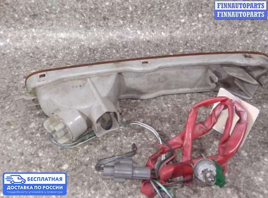 Поворотник передний на Mazda 323 (BA) 323C/ 323F/ 323S/ 323P