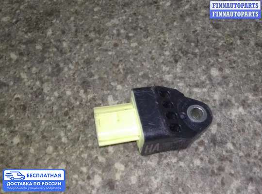 Датчик удара (Airbag) на Toyota RAV4 IV (CA40)