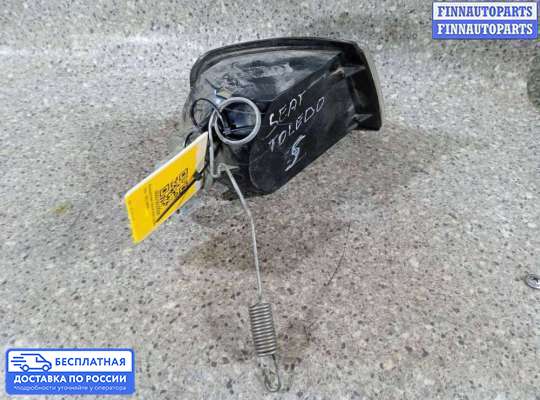 Поворотник передний на SEAT Toledo I (1L)