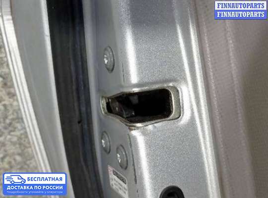 Замок боковой двери на Toyota Yaris P9