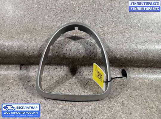 Консоль салона на Nissan Qashqai I (J10)