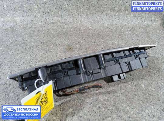 Кнопка аварийной остановки на Mercedes-Benz C (W203)
