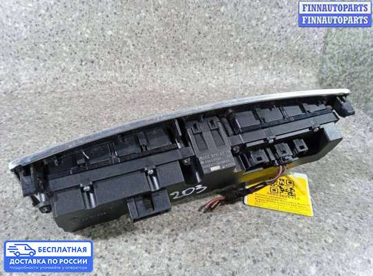 Кнопка аварийной остановки на Mercedes-Benz C (W203)