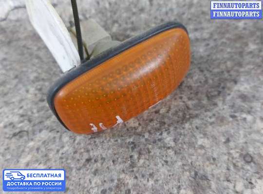 Повторитель поворота в крыло на Nissan Primera (P11)