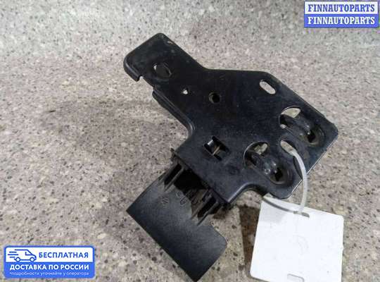 Замок капота на Volkswagen Touareg I (7L)