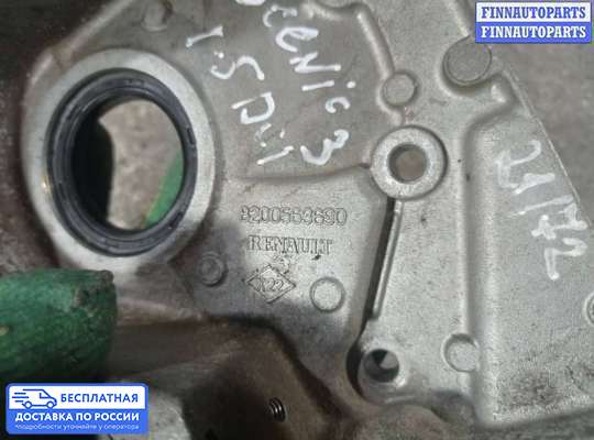 Крышка двигателя боковая на Renault Scenic III
