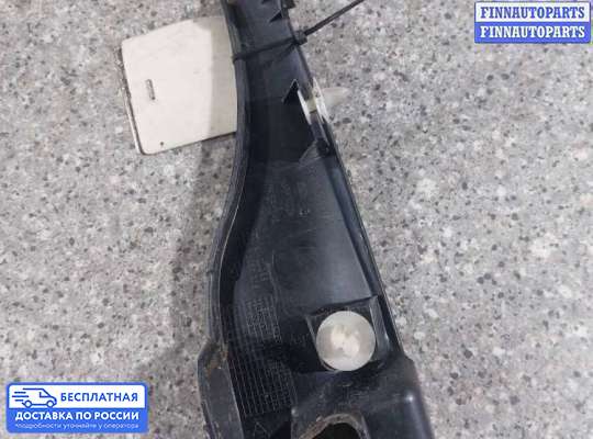 Молдинг на Renault Logan I