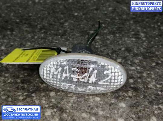 Повторитель поворота в крыло на Mazda Demio II (DY)