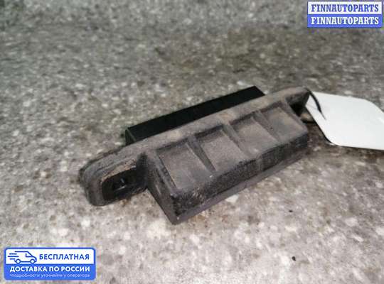 Кнопки на Toyota Auris I (E150)