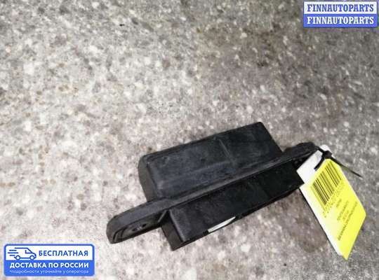 Кнопки на Toyota Auris I (E150)
