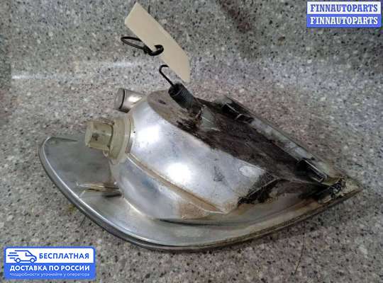 Поворотник передний на Mercedes-Benz Vito (W638)