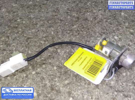 Замок багажника на Hyundai Sonata IV (EF)