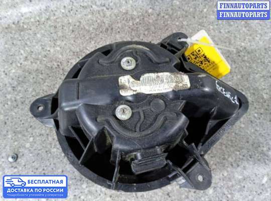 Мотор отопителя на Renault Scenic I