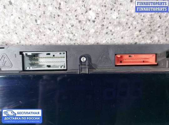 Щиток приборов на Renault Scenic II