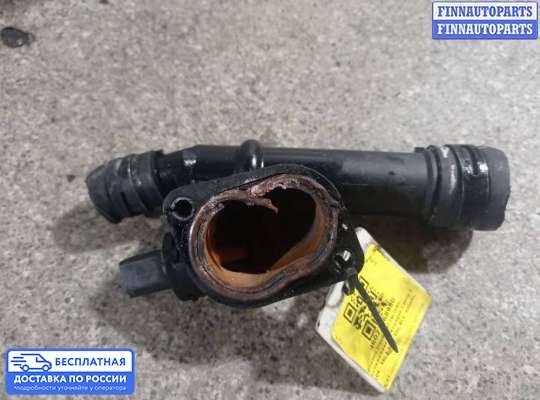 Фланец (тройник) системы охлаждения на Skoda Octavia (1Z, A5)